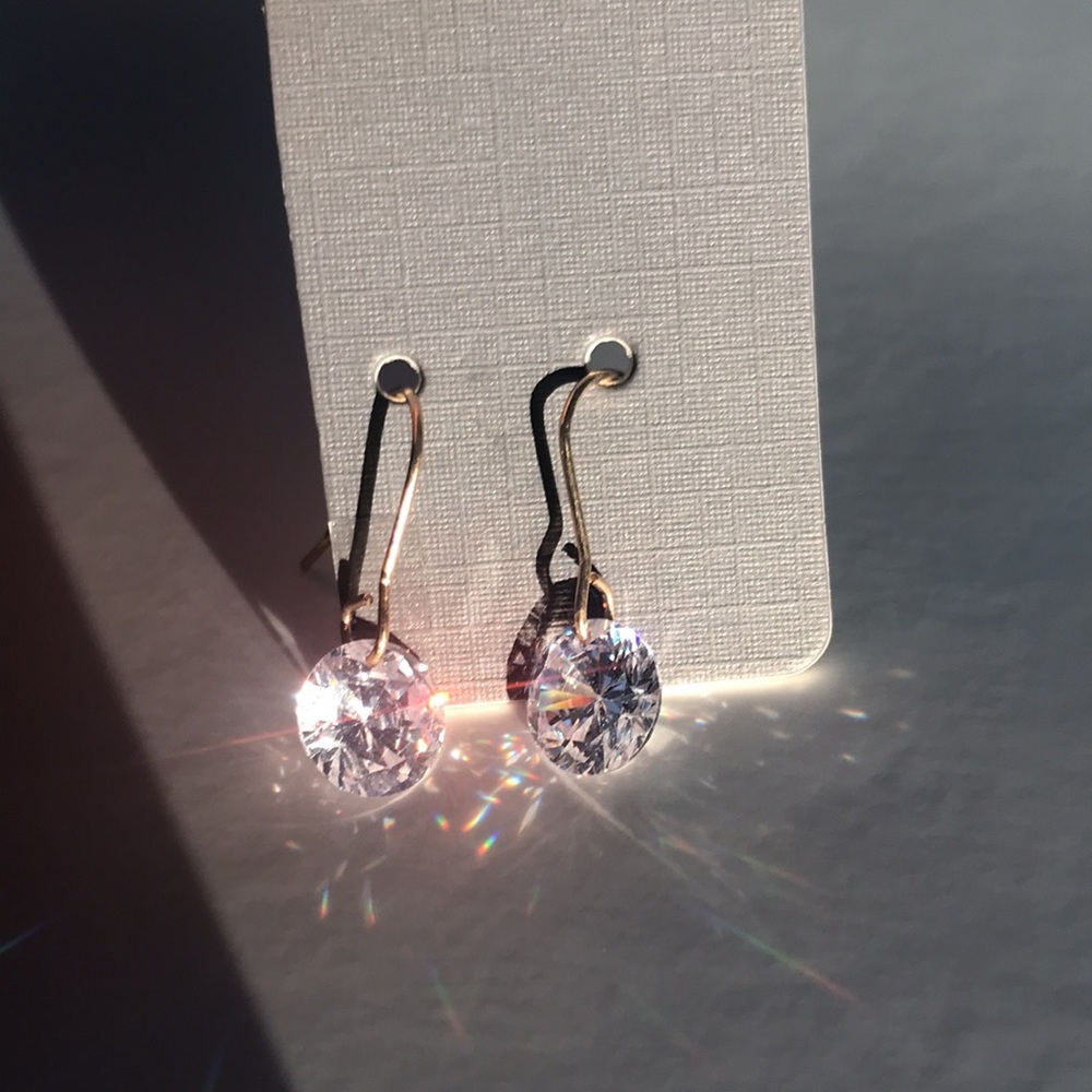 Drop earrings